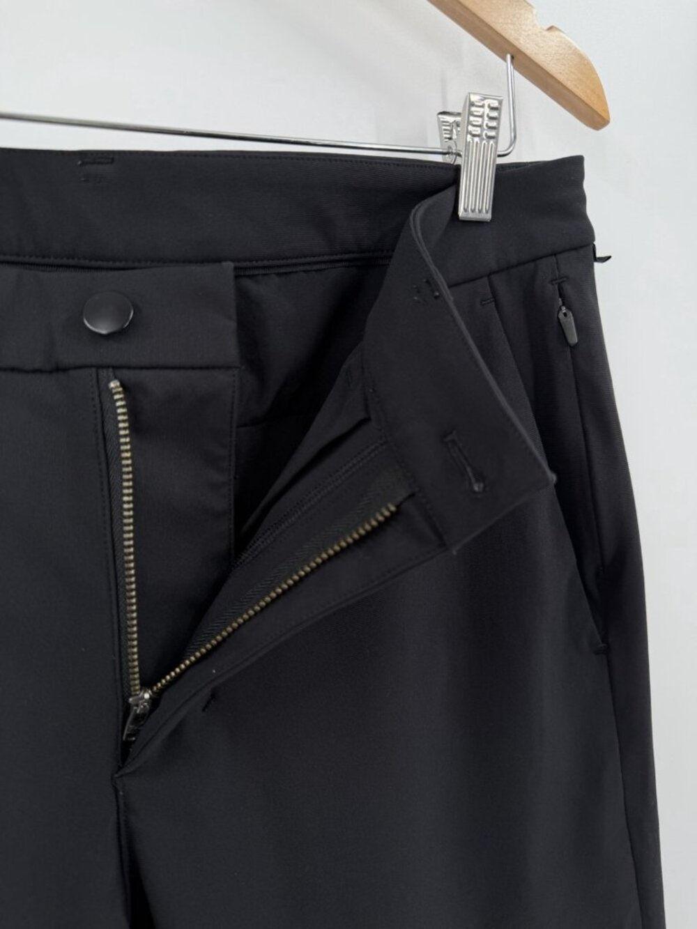 LULULEMON Men's Black Commission Pant Slim 33 - Picture 3 of 6